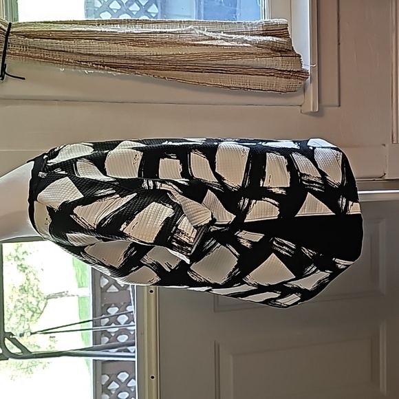 Banana Republic Size M Top. - Picture 2 of 5